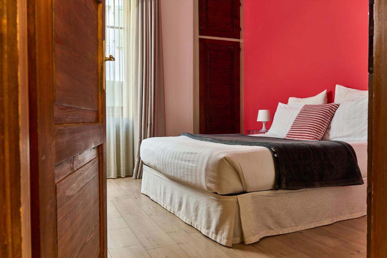Al Cavour 34 Bed & Breakfast Trento Luaran gambar