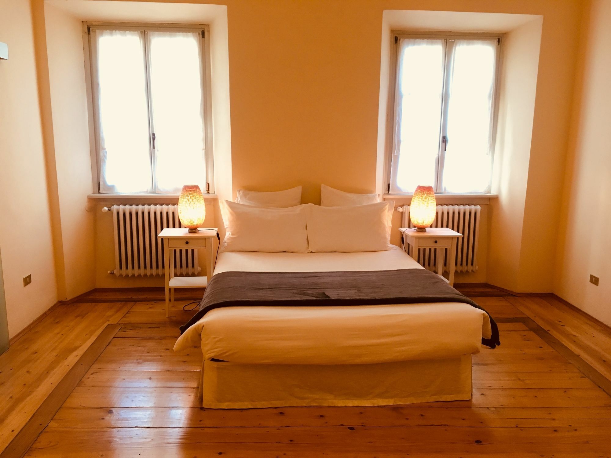 Al Cavour 34 Bed & Breakfast Trento Luaran gambar
