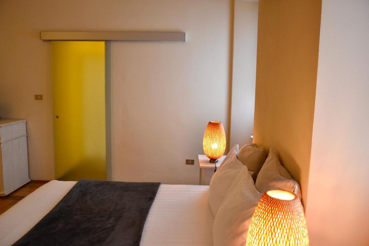 Al Cavour 34 Bed & Breakfast Trento Luaran gambar